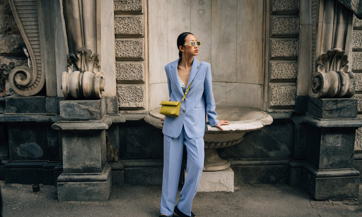 Tips Berpakaian Stylish Dengan Budget Terbatas