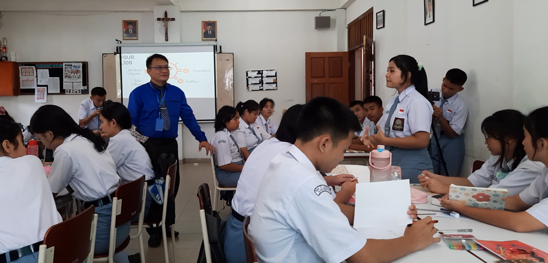 Perbedaan Antara Pendidikan Formal Dan Non-Formal Di Indonesia