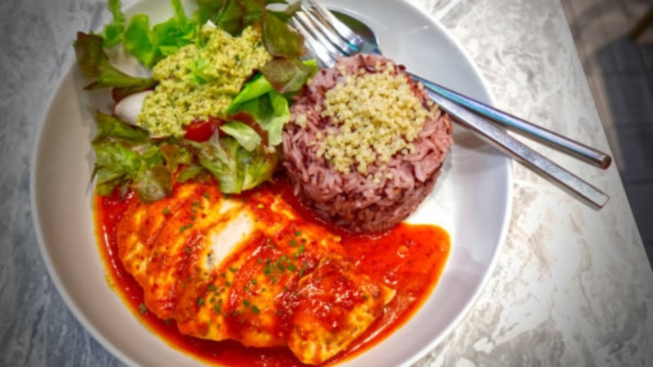 Nasi Merah vs Nasi Putih, Mana Lebih Baik? Nasi Merah Lebih Sehat Dibandingkan Nasi Putih