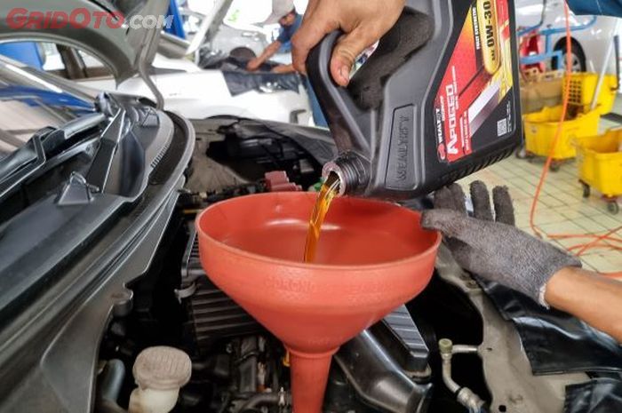Tips Memilih Oli Mesin Yang Tepat Untuk Kendaraan